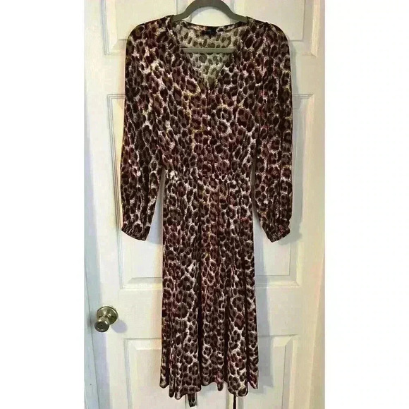 Talbots Dresses & Skirts - Talbots Dress Size 4 Leopard Animal Print V-neck Belted Long Sleeve Reg $149